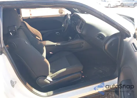 2019 Dodge Challenger Sxt z USA, uszkodzony, nr VIN 2C3CDZAG7KH501309